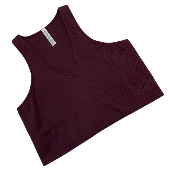 Athleta Womens Plus Size 1X Wine V-Neck Sleeveless Ribbed Cropped Tank Top - Picture 2 of 5